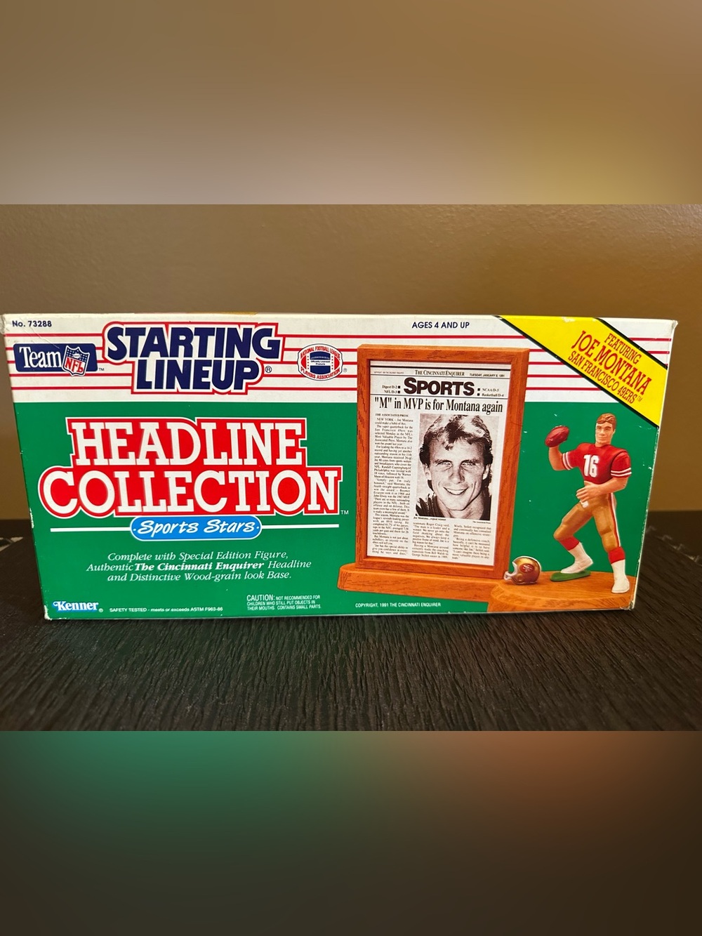 Kenner Starting Lineup Headline Collection Joe Montana Figure - 1992